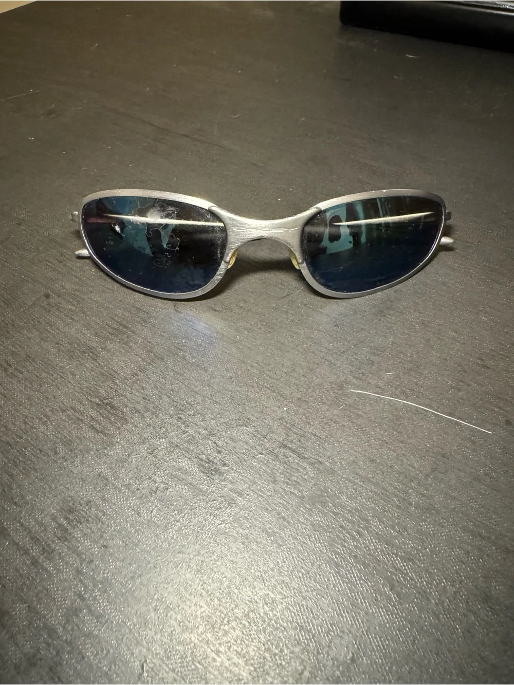 Vtg Y2k Oakley A Wire Silver Ice Iridium Blue Lenses Sunglasses